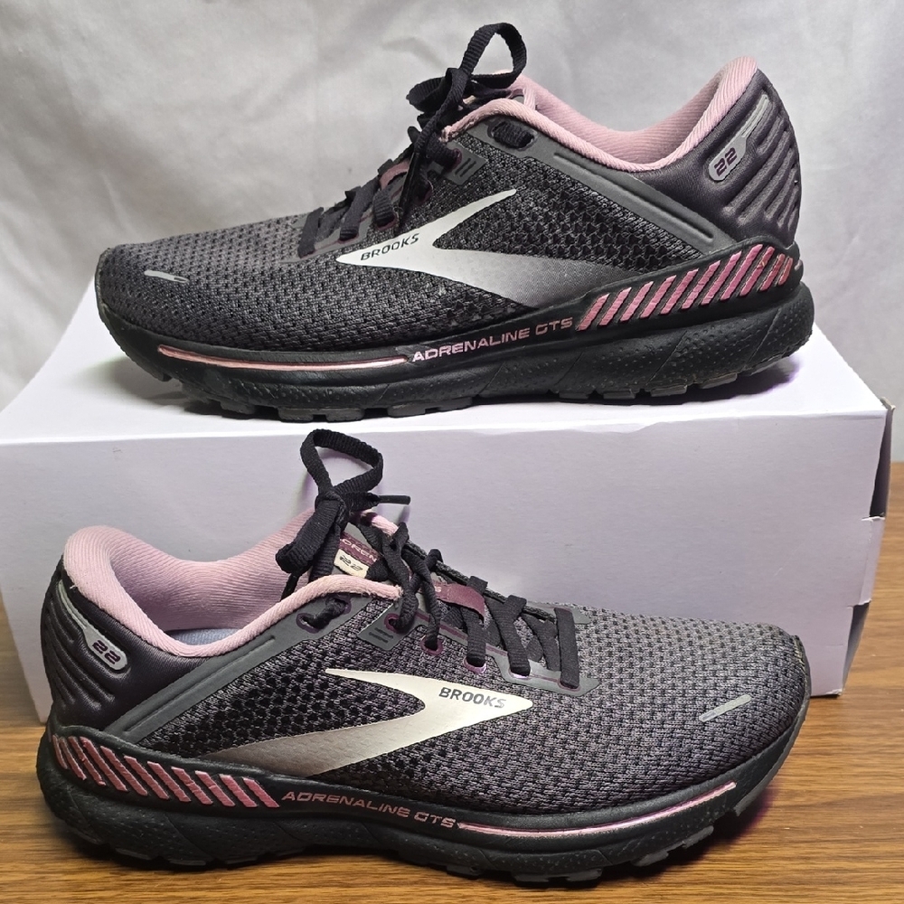 Brooks Adrenaline GTS Gray and Pink Women's Athletic Shoes